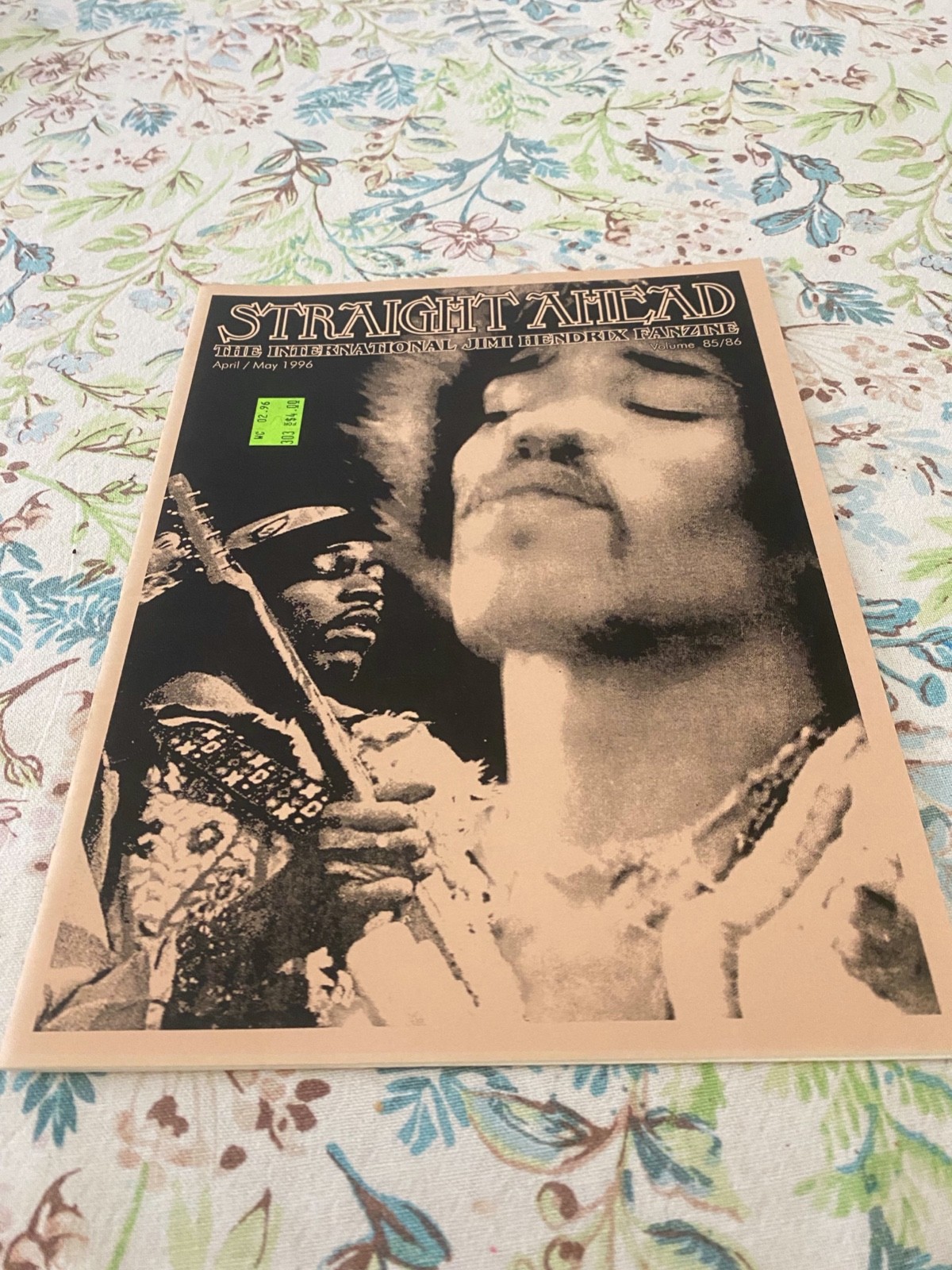 JIMI HENDRIX STRAIGHT AHEAD FANZINE MAGAZINE APRIL/MAY 1996 ISSUE