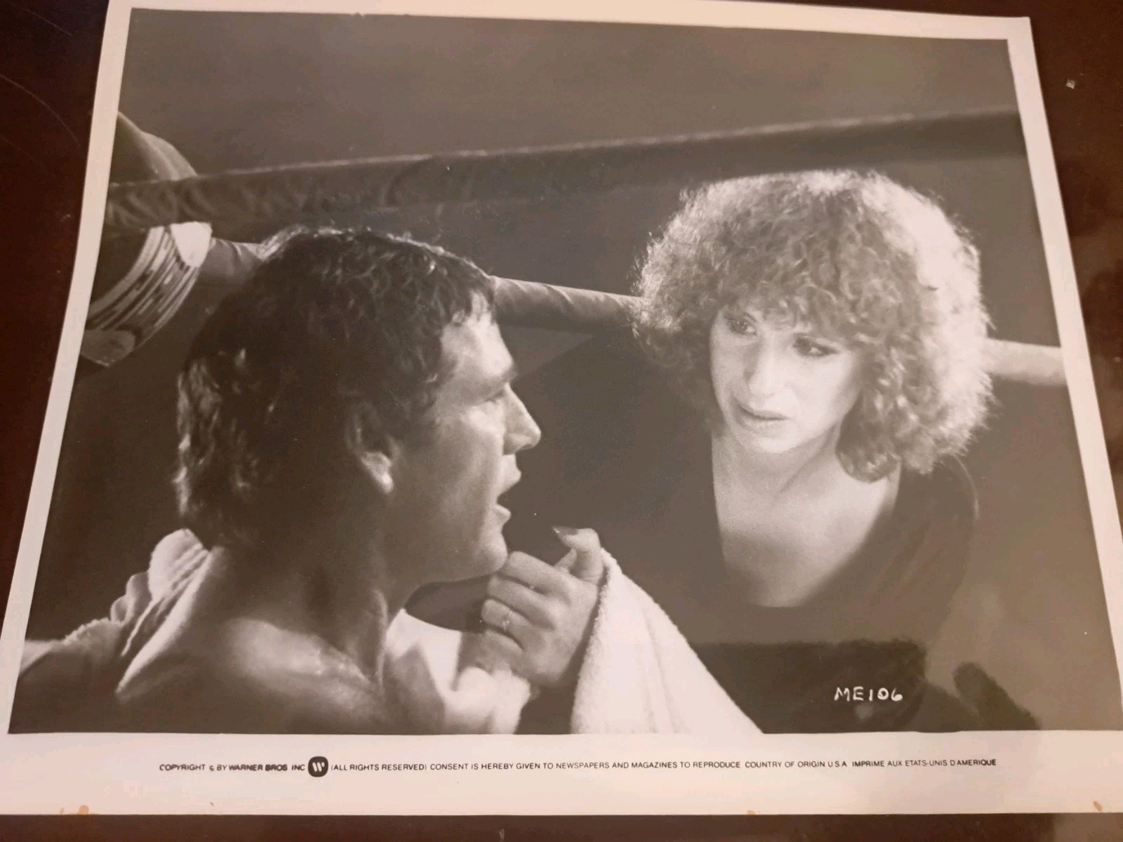 BARBRA STREISAND RYAN O’NEAL RARE 8X10 PHOTO THE MAIN EVENT