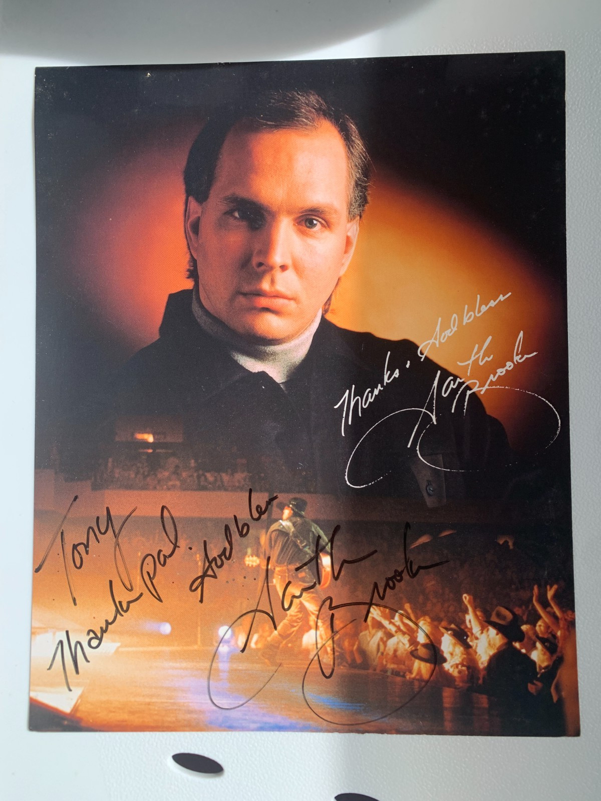 Garth Brooks Vintage Signed Autographed 8×10 Photo Headshot Concert Rare