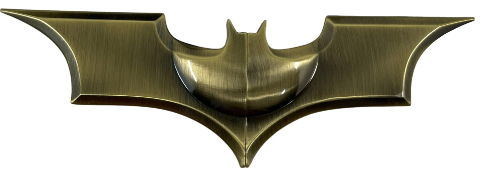 CHRISTIAN BALE SIGNED THE DARK KNIGHT RISES BATMAN BATARANG AUTOGRAPH BECKETT 11