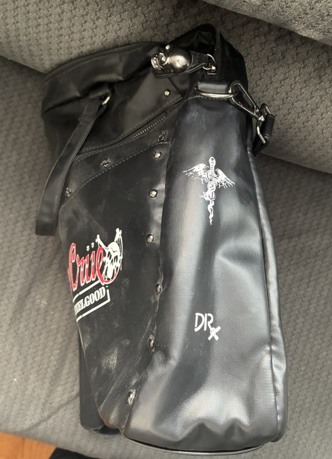 Mötley Crüe – Dr. Feelgood 30th Anniversary Edition Leathür Doctor Bag w/accs