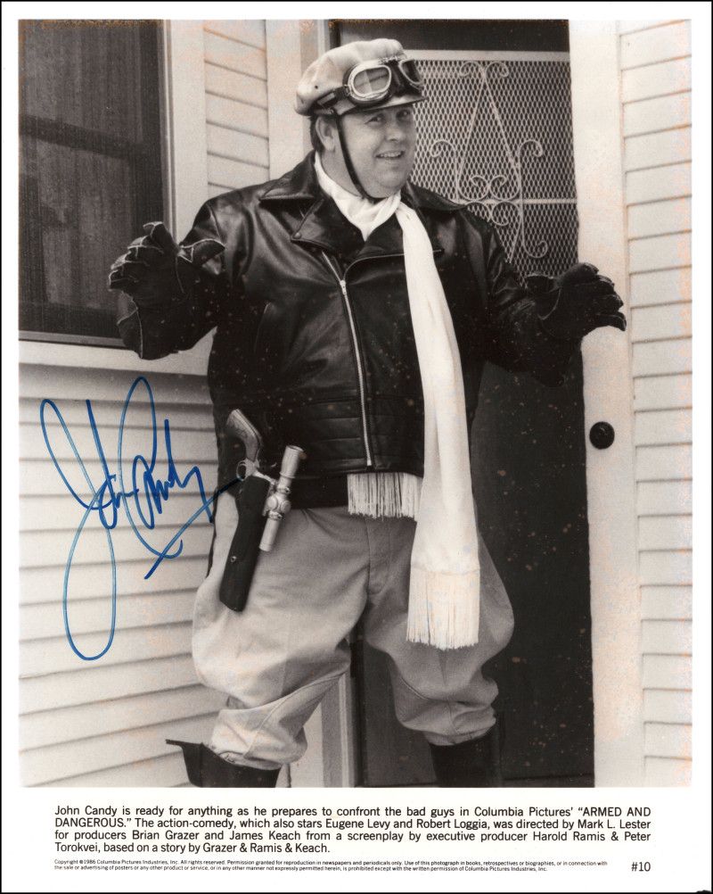 John Candy Signed Autograph 8×10 Photo – Armed and Dangerous w/ Beckett COA