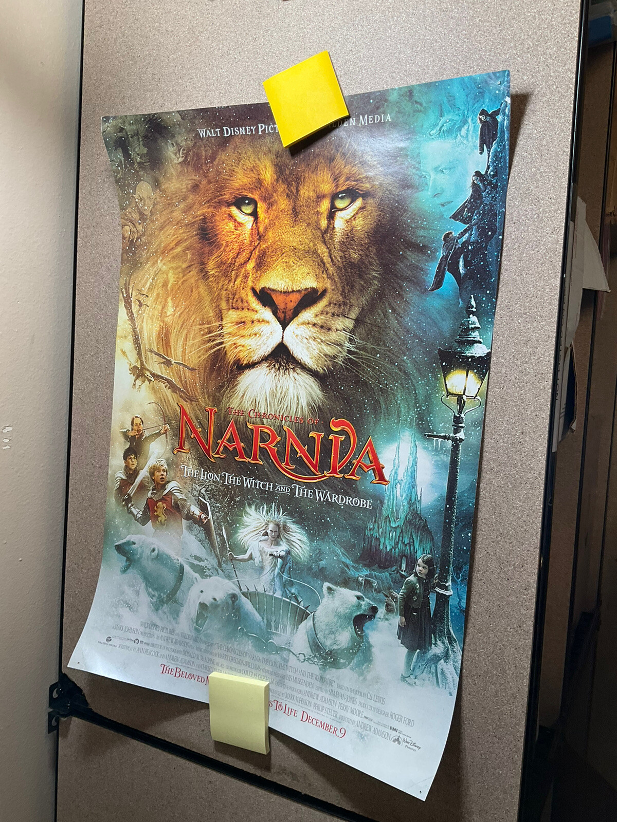 THE CHRONICLES OF NARNIA MOVIE POSTER Original SS 27x 18.5 With Narnia Map