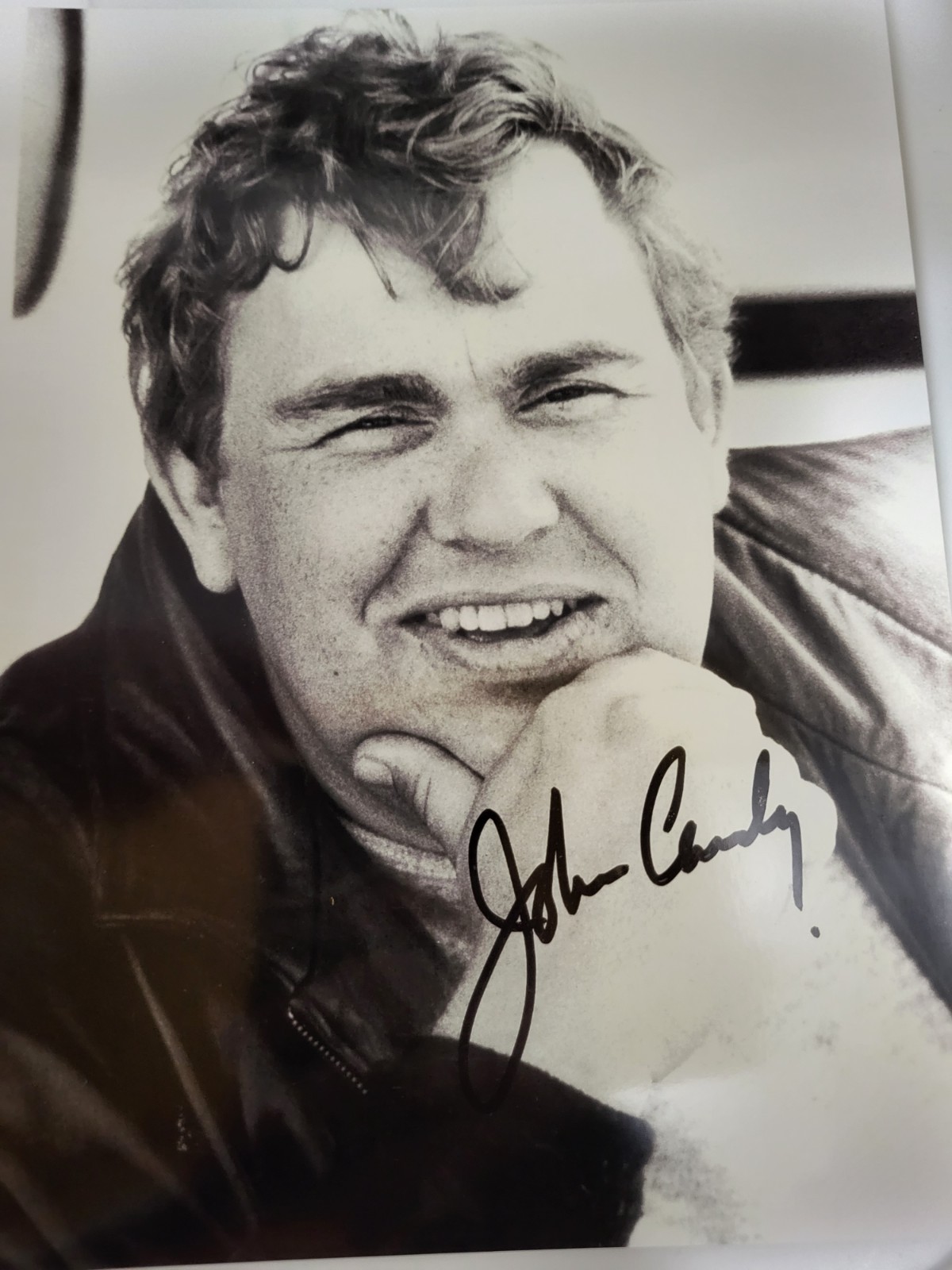 John Candy Hollywood Legend Hand Signed 8×10 Photo B&W Rare Item Great Actor