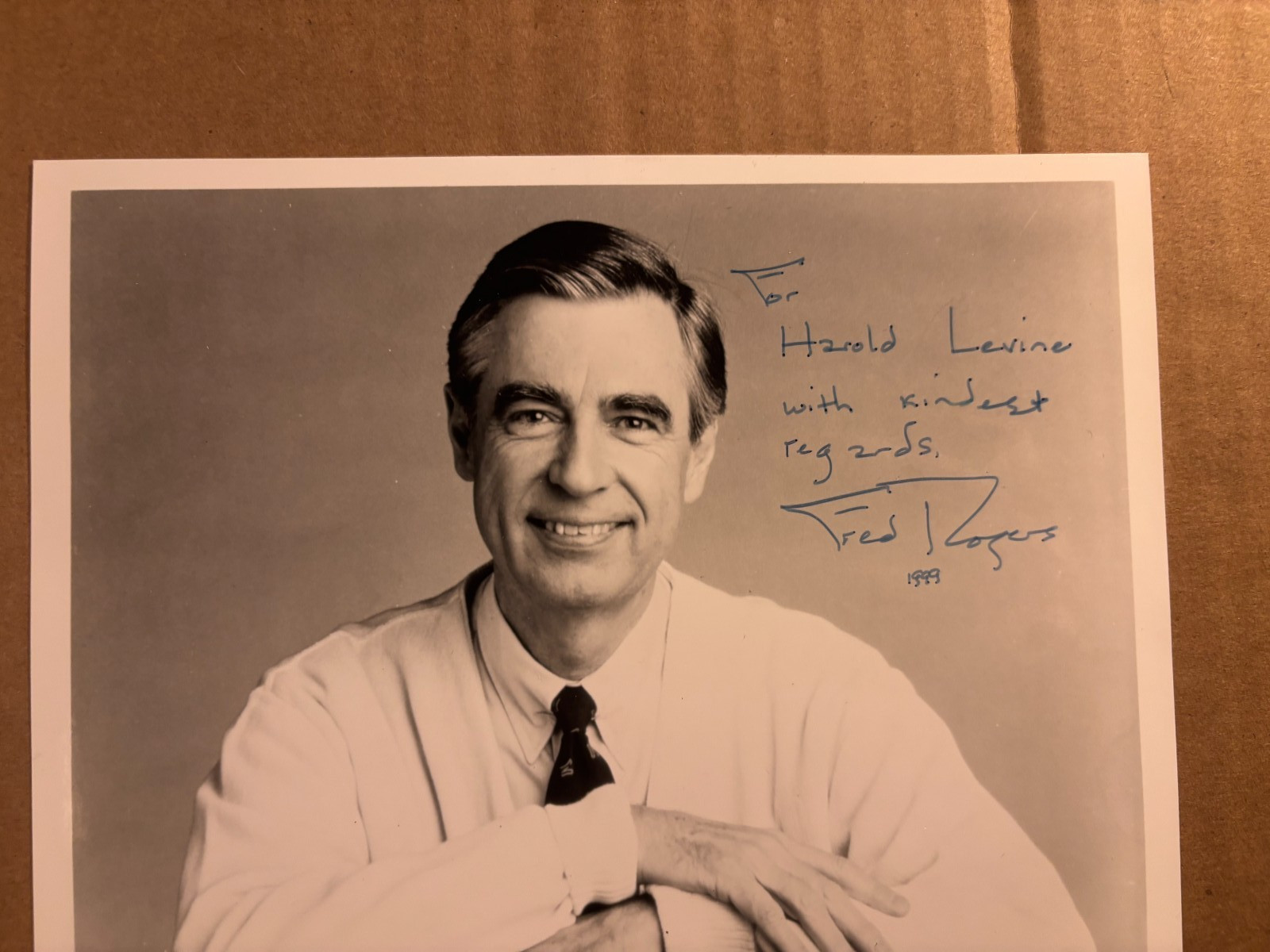 Fred Rogers Rare Autographed 8/10 Photo 90s Mr. Rogers Neighborhood