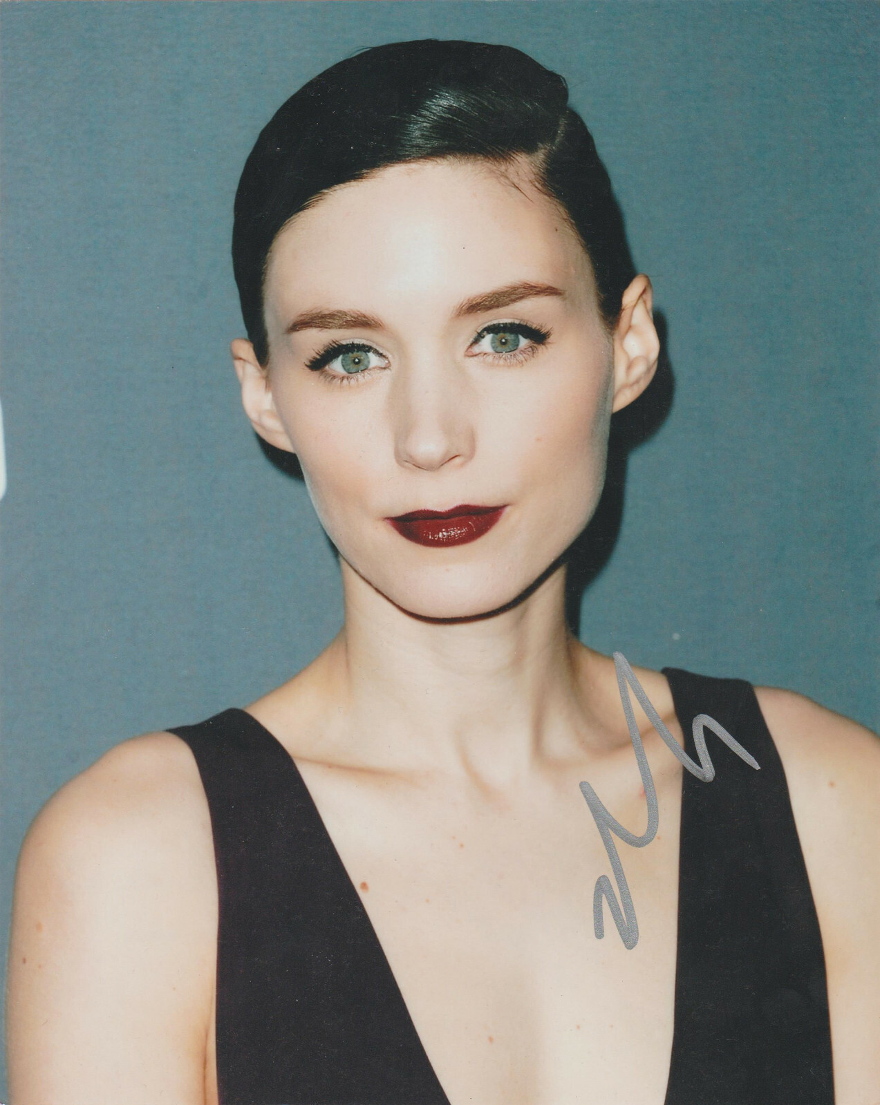ROONEY MARA Signed 8 x 10 Photo AUTOGRAPH w/ COA AUTO Academy Award Nominee