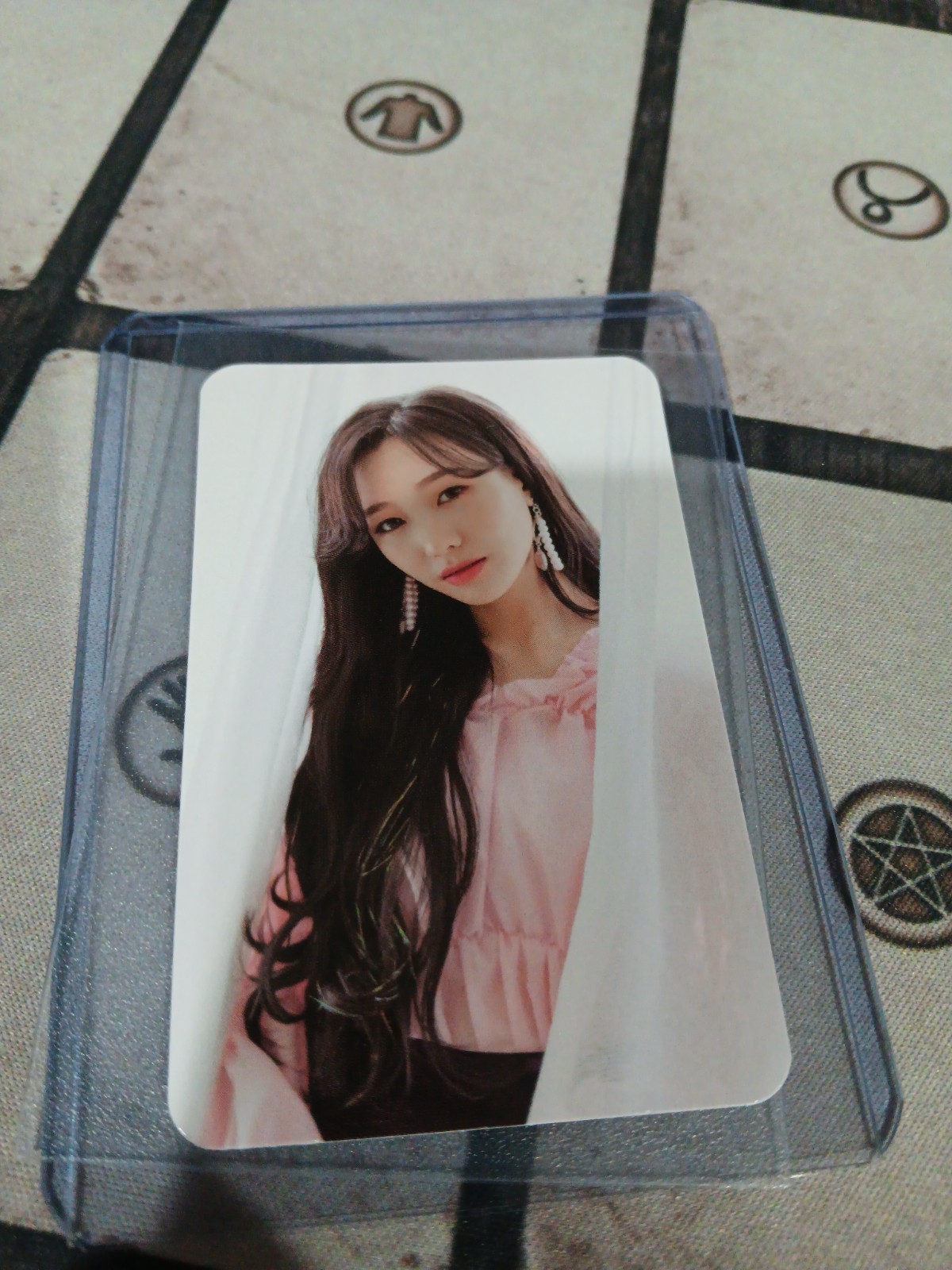 lovelyz always lovelyz once upon a time photocard&polaroid used good usa seller