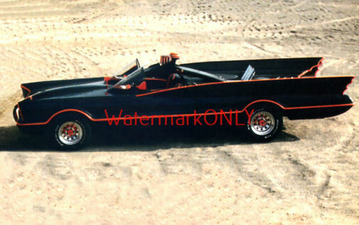 1960s TV “Batmobile” George Barris built from the Lincoln “Futura” PHOTO #(6)