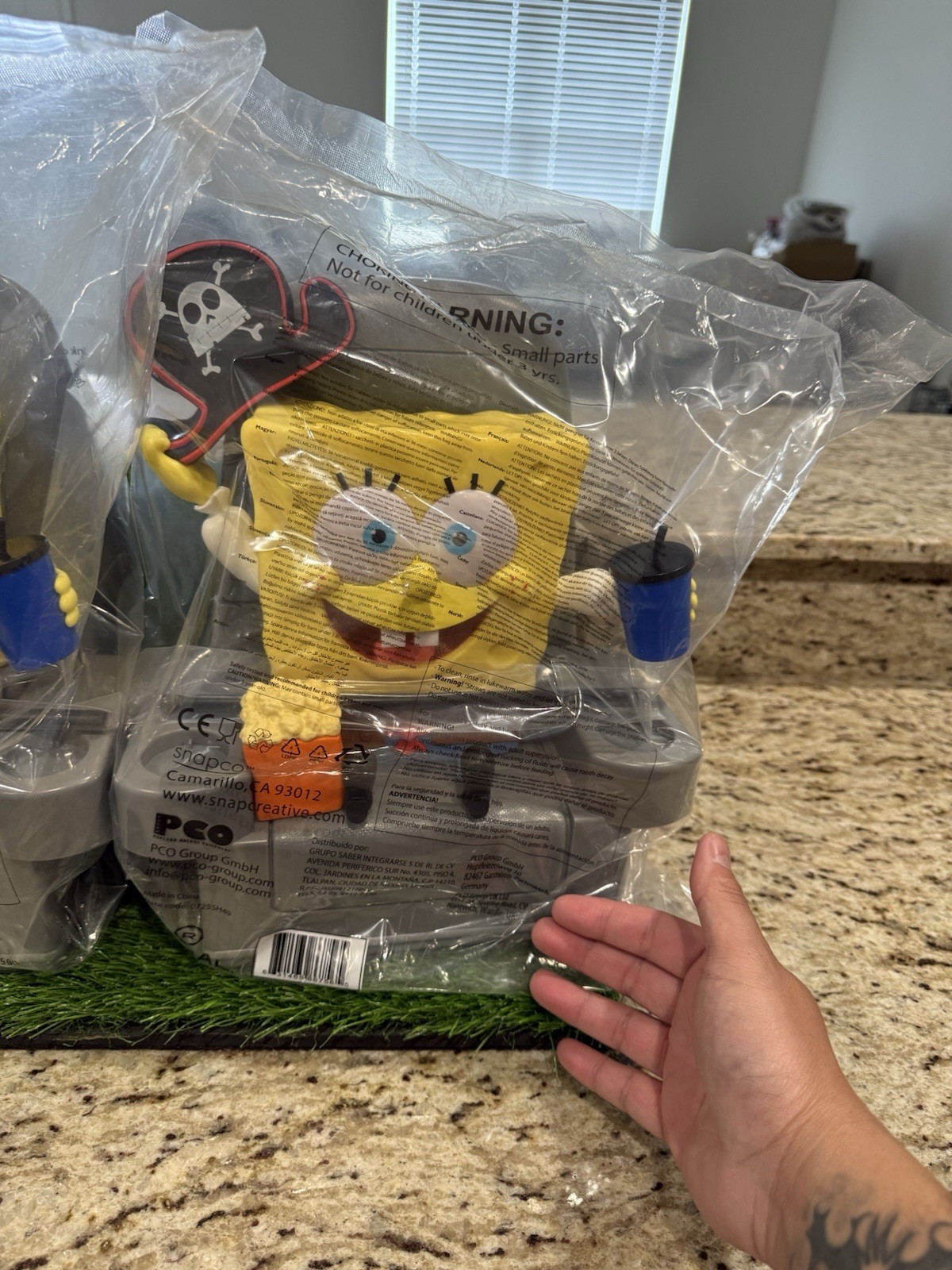 SpongeBob Square Popcorn Bucket Drink Holder Out Of Water Regal Exclusive 2025