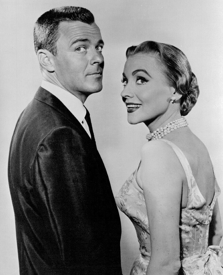 Legendary Actor Anne Jeffreys, Robert Sterling Signed 4×6 Card 100% PSA Pass