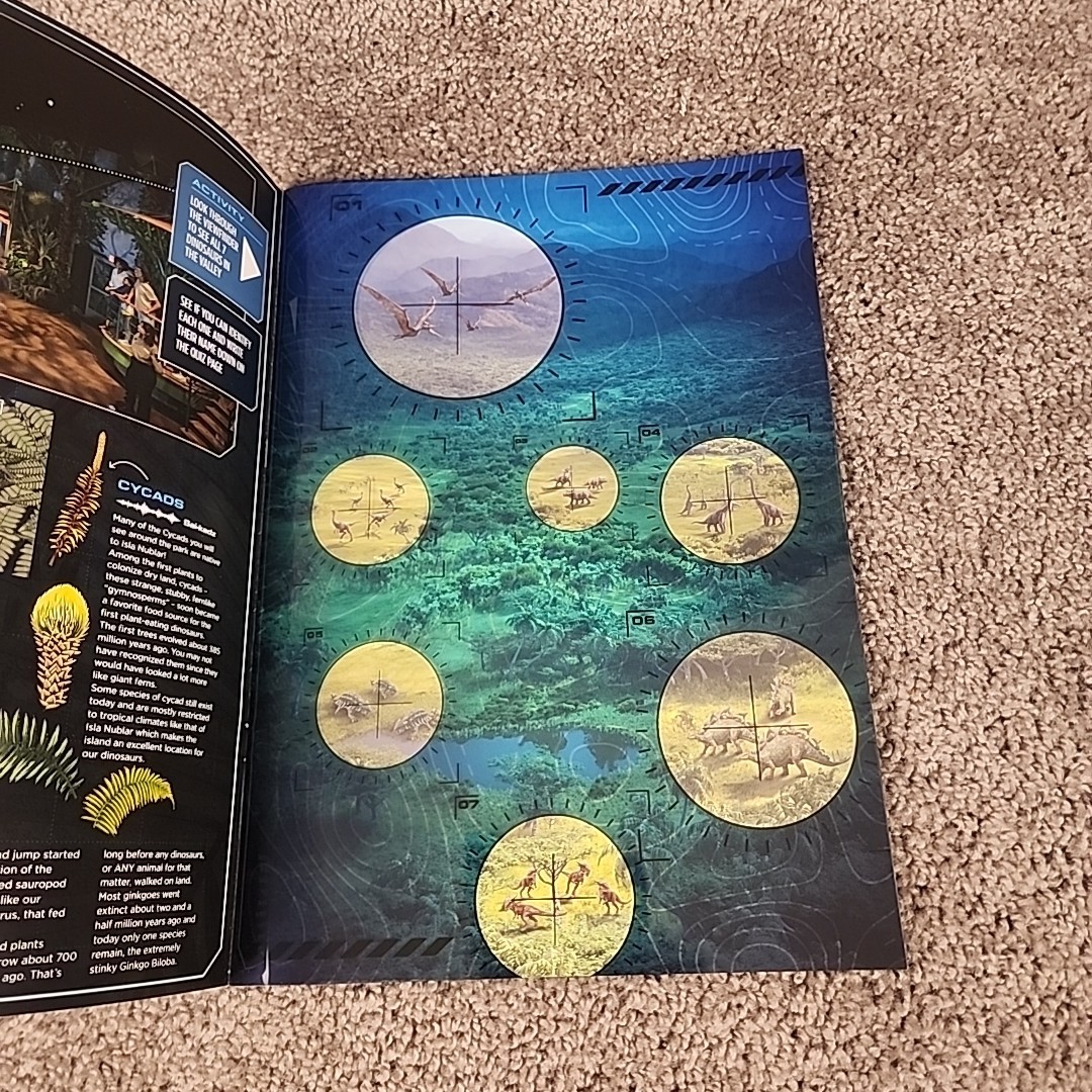JURASSIC WORLD THE EXHIBITION Souvenir Program book Jurassic Park Collectible