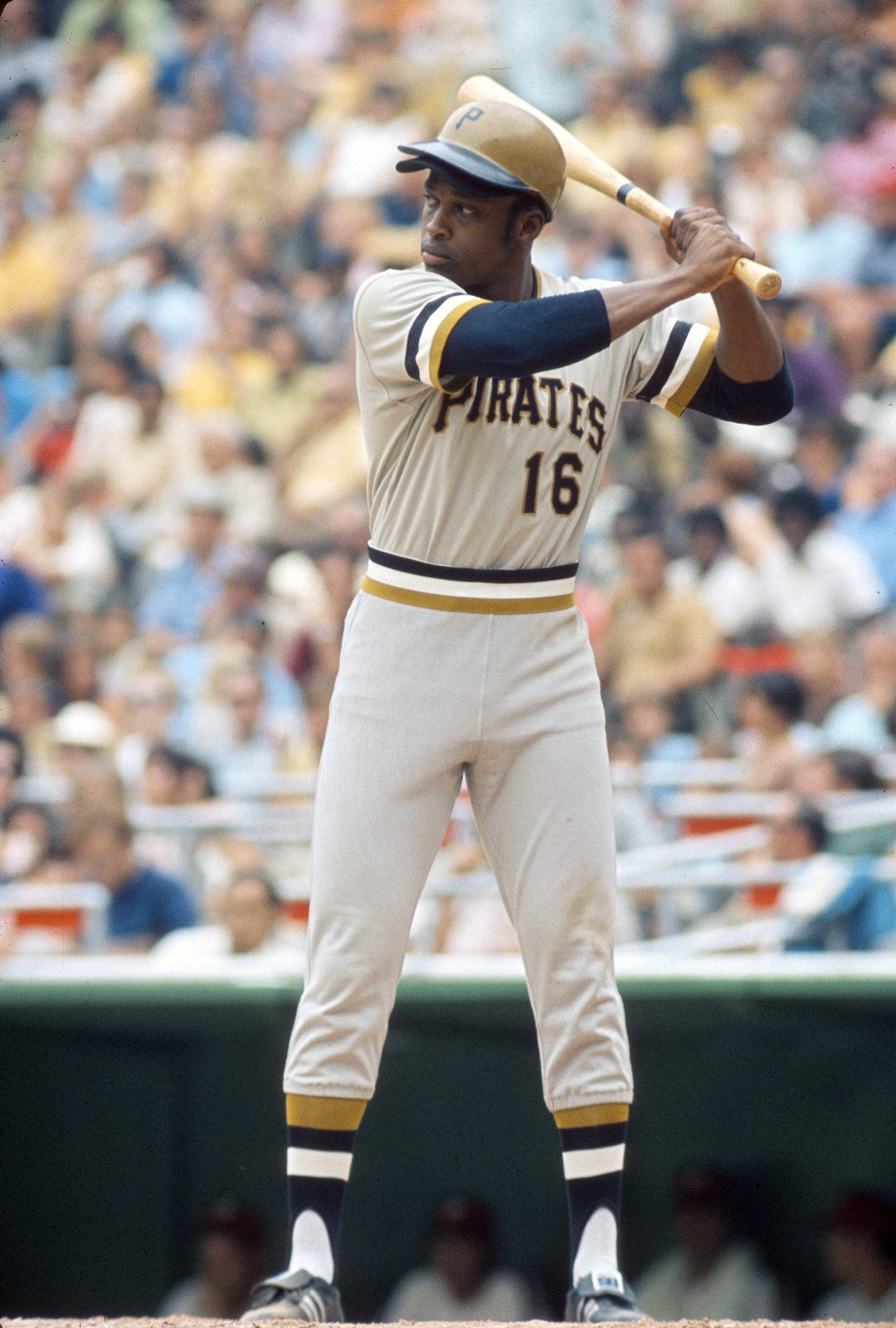 GLOSSY PHOTO PICTURE 8×10 Al Oliver Pittsburgh Pirates Stance Baseball