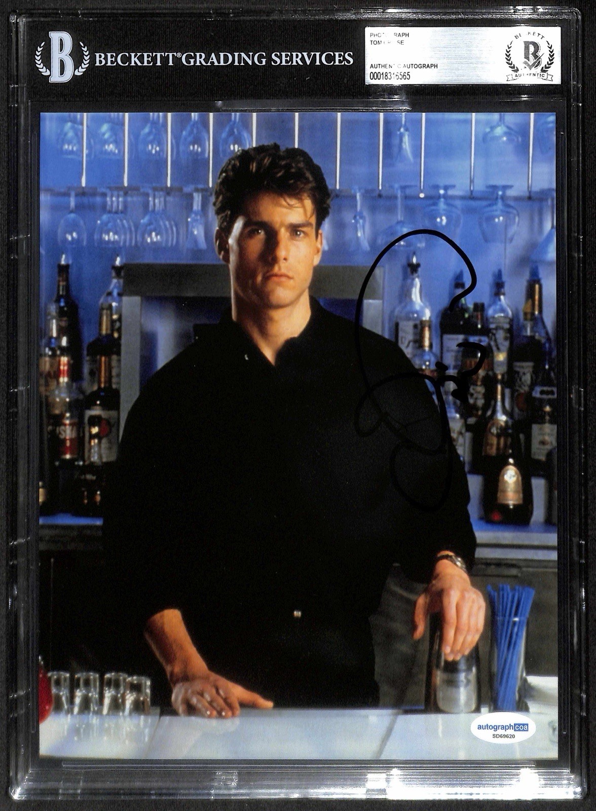 Tom Cruise Signed Cocktail 8X10 Photo BAS Beckett Encapsulated Autograph