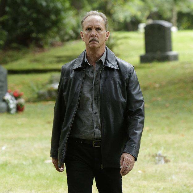 BATES MOTEL NICK FORD’S SCREEN WORN LEATHER JACKET OUTFIT EPISODE 8 SEASON 2 COA