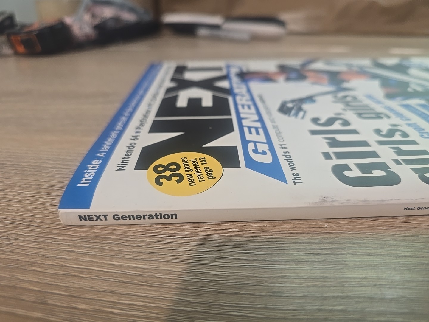 January 1998 Volume Four 37 NEXT GENERATION video game magazine – Lara Croft