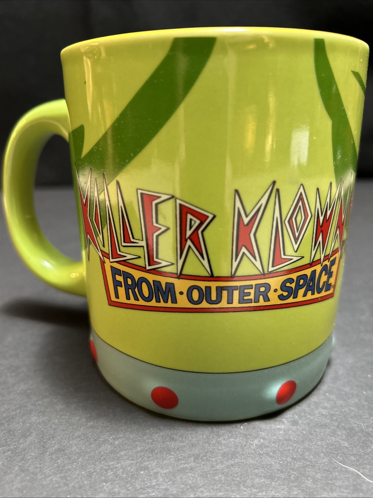 Killer Clowns From Outer Space Mug – Spirit Halloween Exclusive 2022