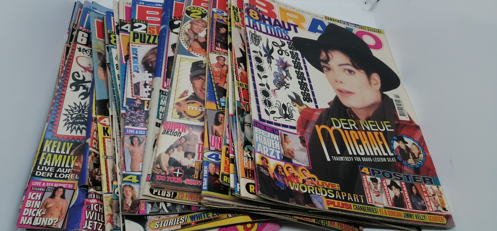Vintage German Bravo Magazine 1995 Brad Pitt Michael Jackson Robbie Williams sex