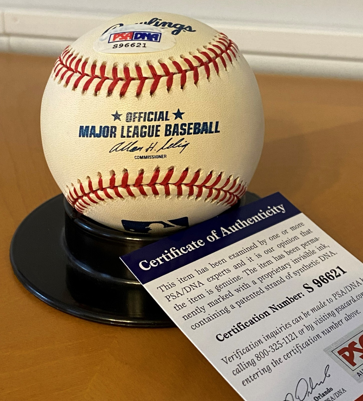 Bo Derek Signed MLB Major League Baseball Auto Movie Actress Model Celebrity PSA