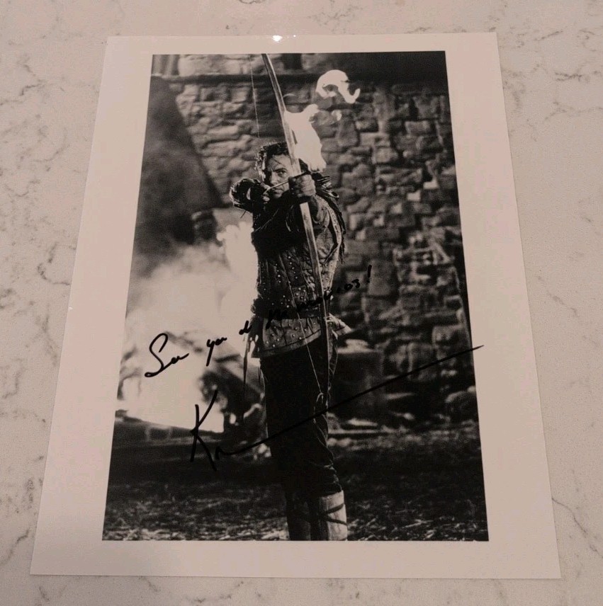 KEVIN COSTNER SIGNED AUTOGRAPHED B&W 8”x10” PHOTO ROBIN HOOD: PRINCE OF THIEVES