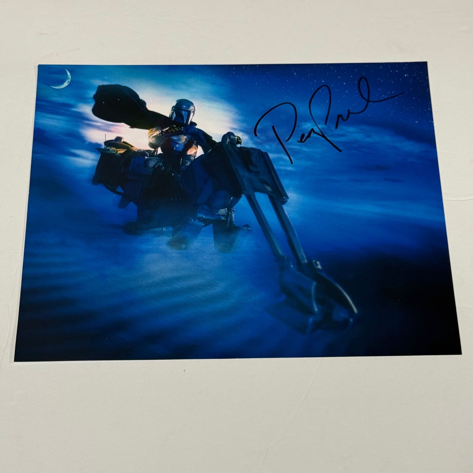 Pedro Pascal Autographed Star Wars Mandalorian Grogu 8×10 Photo