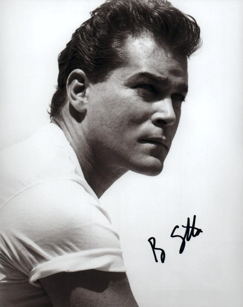 Ray Liotta signed 8×10 Picture autographed Photo Nice Photo with COA