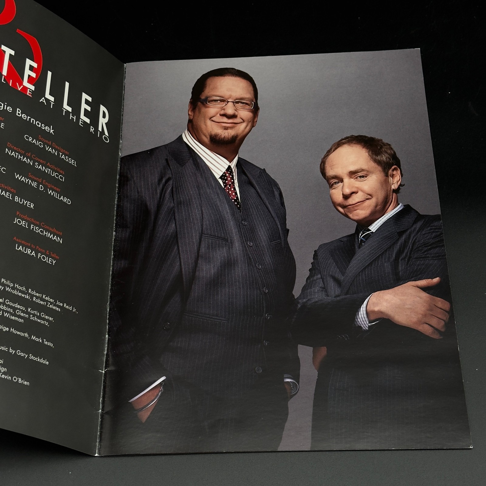 Penn & Teller Signed Souvenir Booklet — Authentic Magic Legends Autograph!