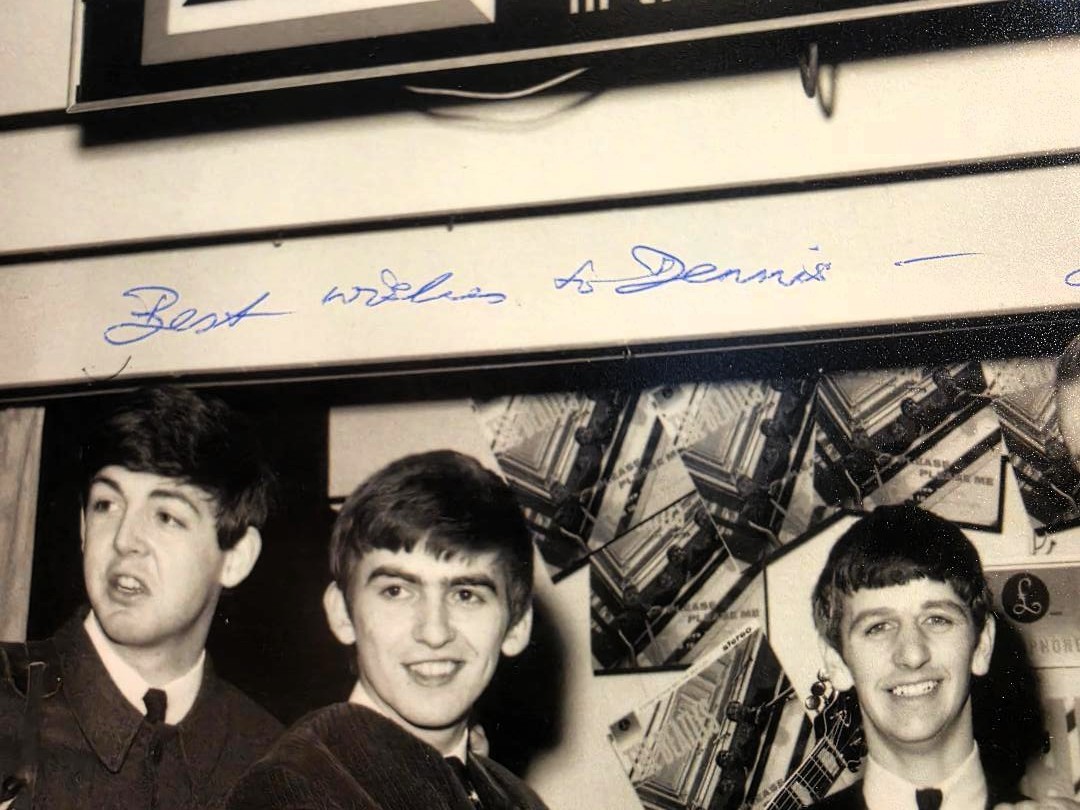 GEORGE MARTIN signed with THE BEATLES … award ceremony