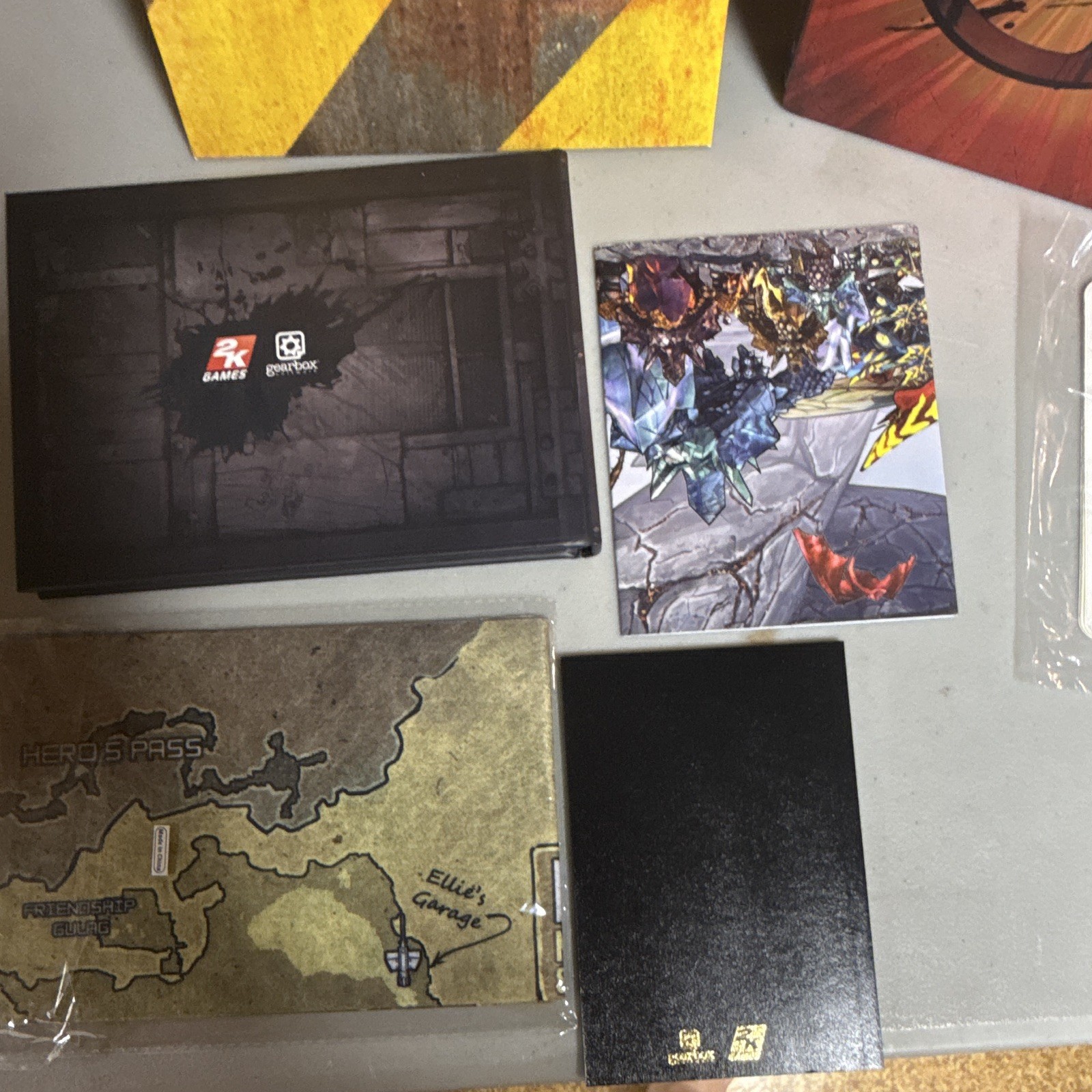 Borderlands 2 Ultimate Loot Chest Limited Edition Xbox 360 w/ Game INCOMPLETE