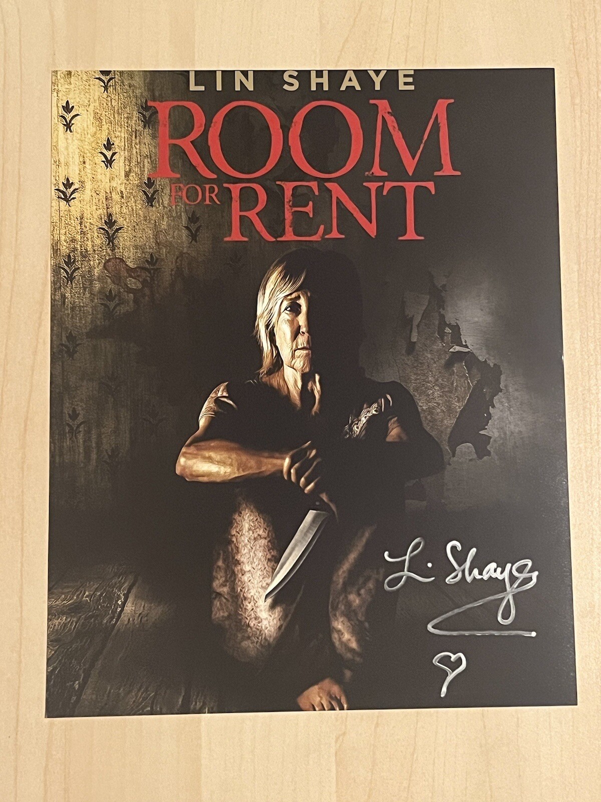 LIN SHAYE HAND SIGNED 8×10 PHOTO ACTRESS ROOM FOR RENT MOVIE AUTOGRAPHED COA