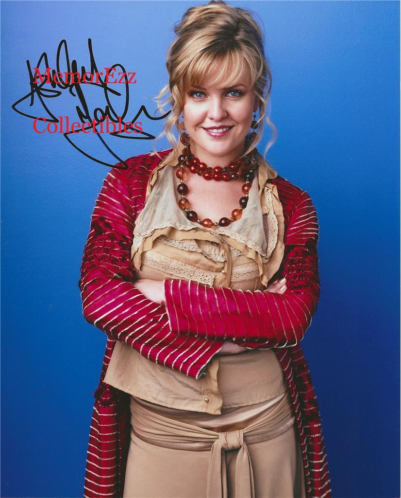 ASHLEY JENSEN Ugly Betty & Agatha Raisin SIGNED Autographed 8×10 Color Photo