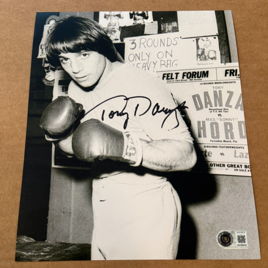 TONY DANZA SIGNED 8X10 BOXING PHOTO BECKETT BAS HAND SIGNED