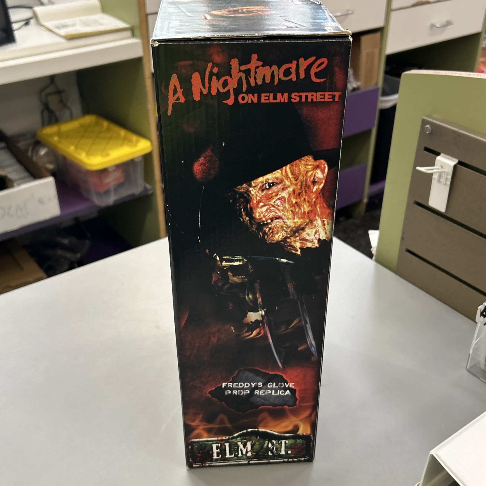 NECA Nightmare on Elm Street Freddy Krueger Replica Dream Warriors Glove