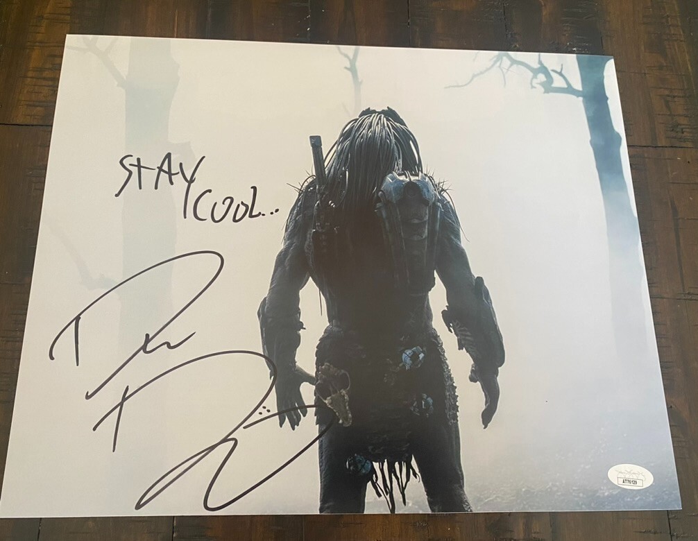 Dane DiLiegro signed Prey 11X14 photo Predator JSA COA