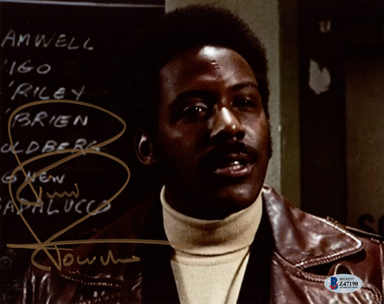 RICHARD ROUNDTREE SIGNED AUTOGRAPHED 8×10 PHOTO ORIGINAL SHAFT RARE BECKETT BAS
