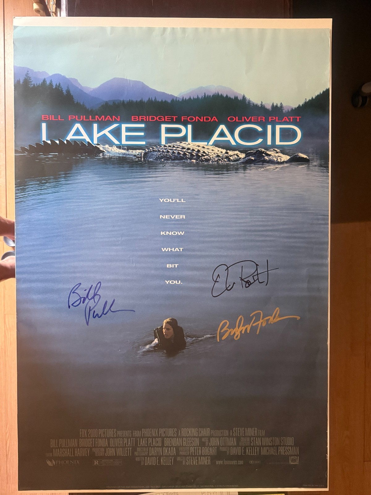 “Lake Placid” one -sheet Movie Poster 27×40 – Signed by Cast – w/COA