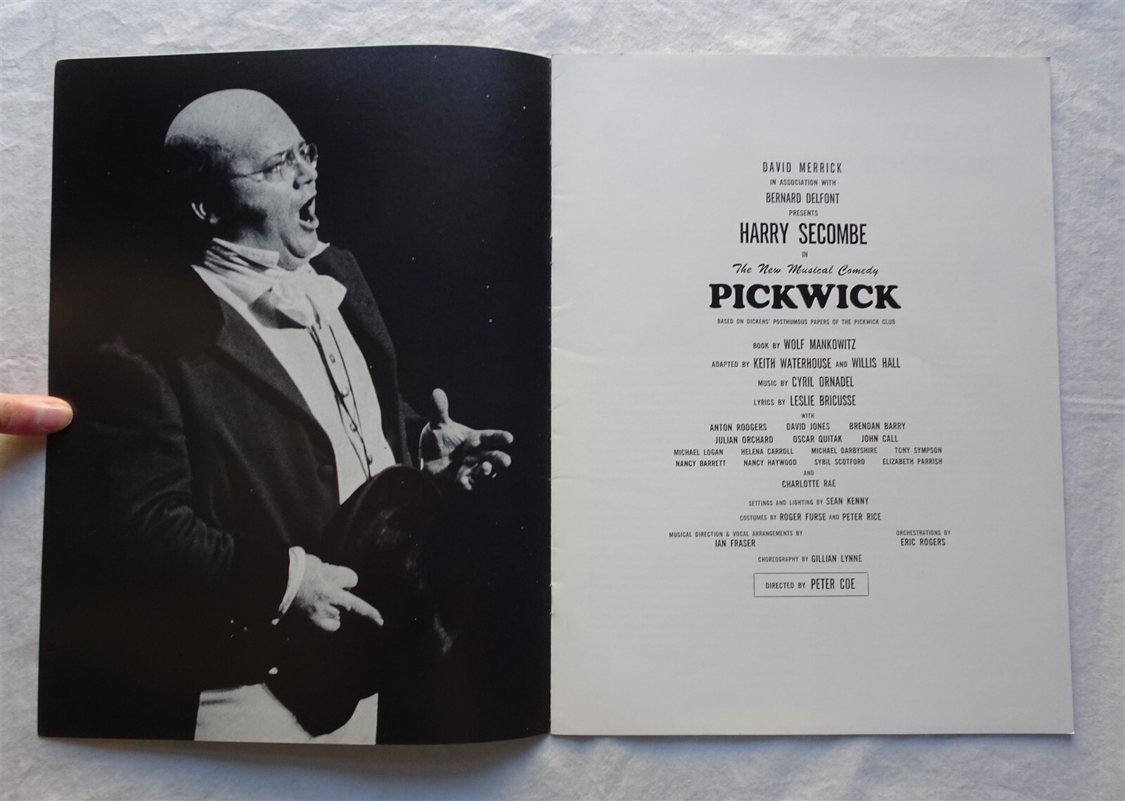 Pickwick Souvenir Program, Harry Secombe, Charlotte Rae, David Jones, Tour, 1965