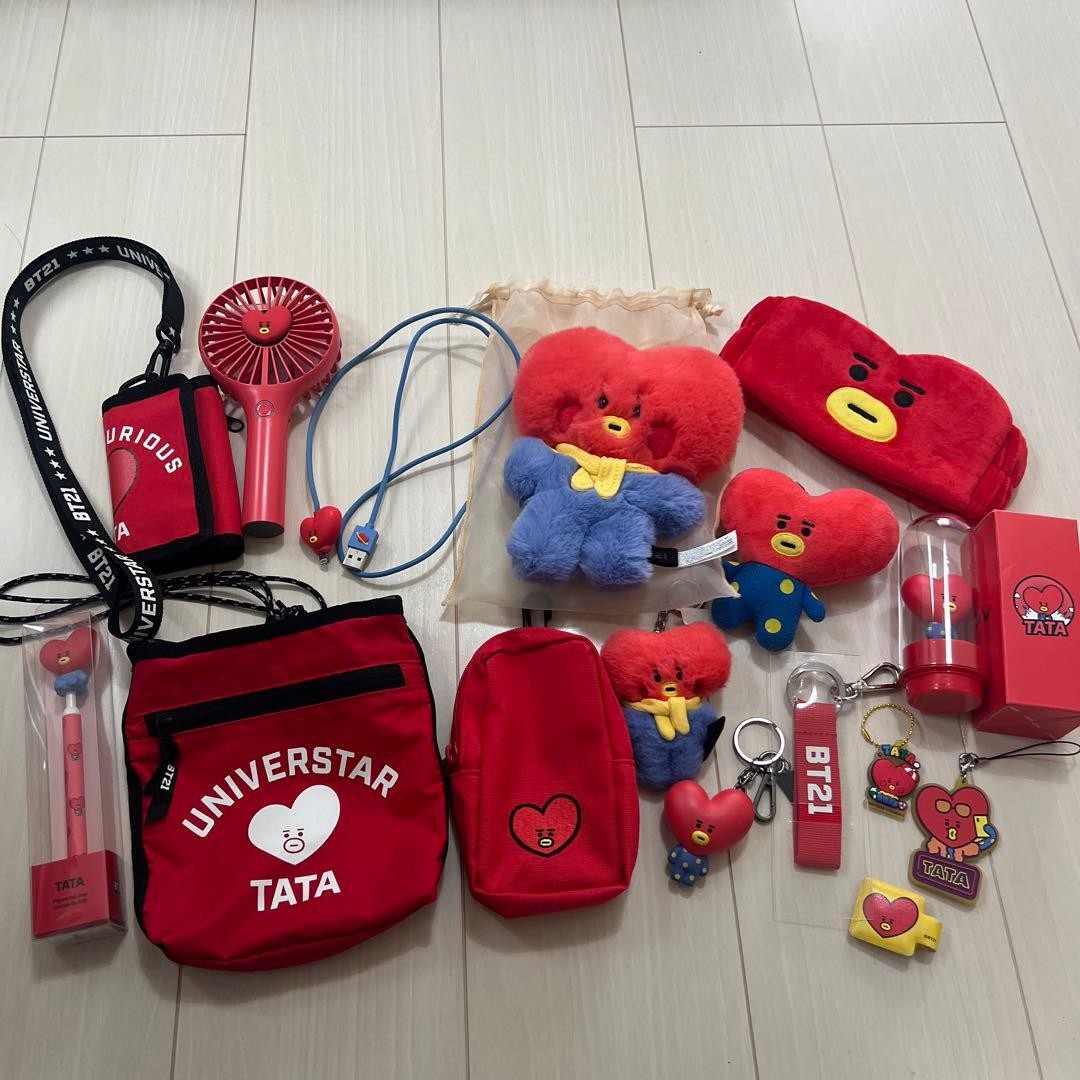 BT21 TATA BTS V Taehyung Goods Lot Keychain Plush Pouch Fan K-Pop Merch
