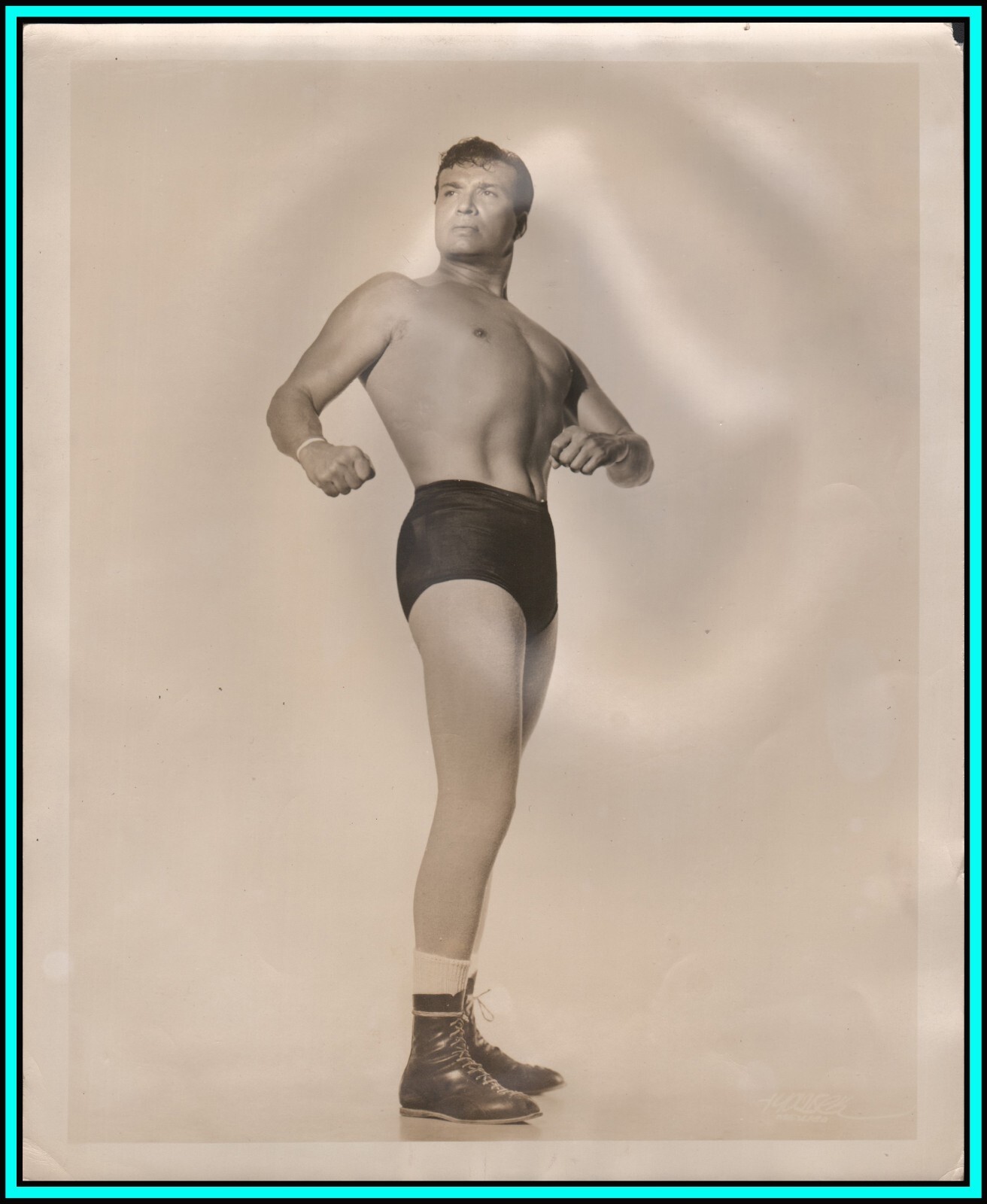 CROX ALVARADO in “La Bestia Magnifica” – Original Vintage Photo – 1952