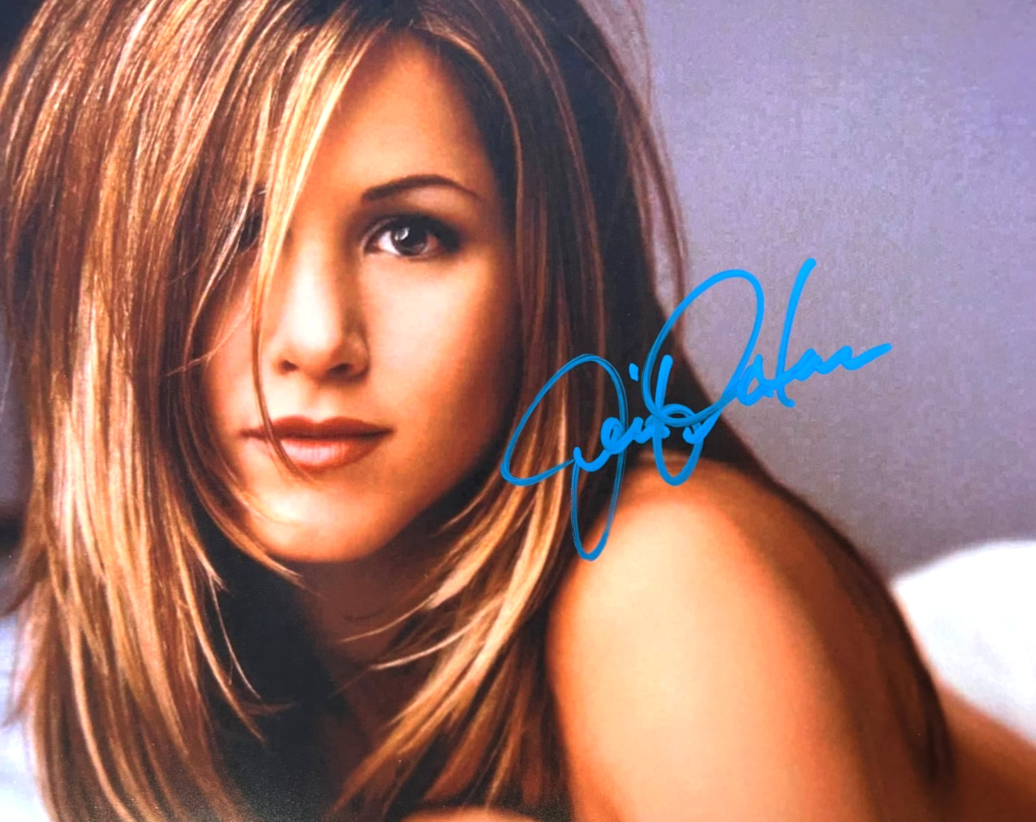Jennifer Aniston Signed 8×10 inch REAL Authentic Original Autograph w/COA