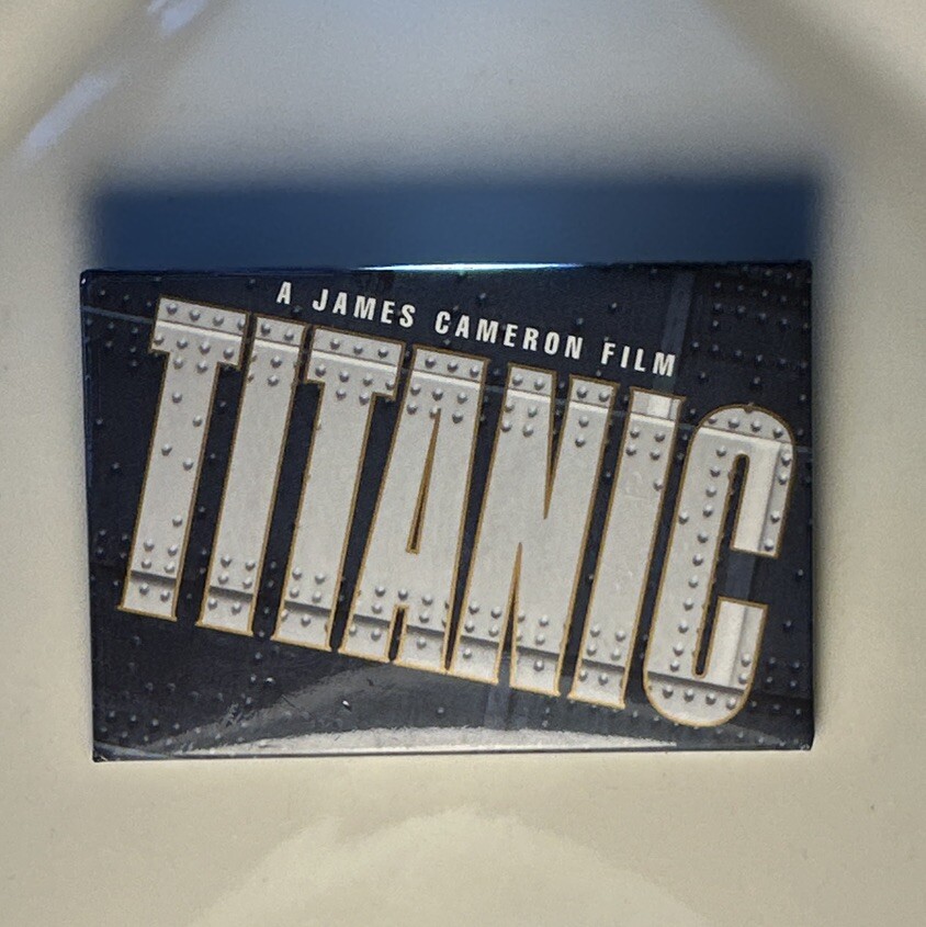 Movie Memorabilia Pin – Titanic (1997)