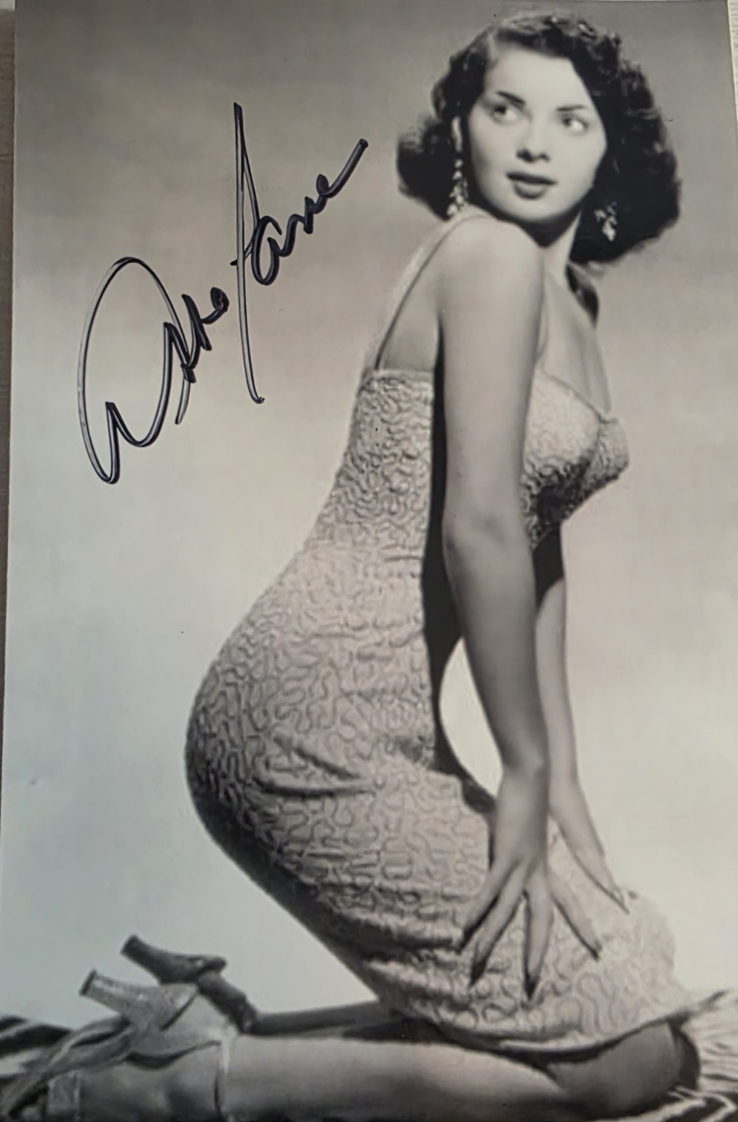 Abbe Lane Hand signed Autographed 4×6 Photo Classic Actress