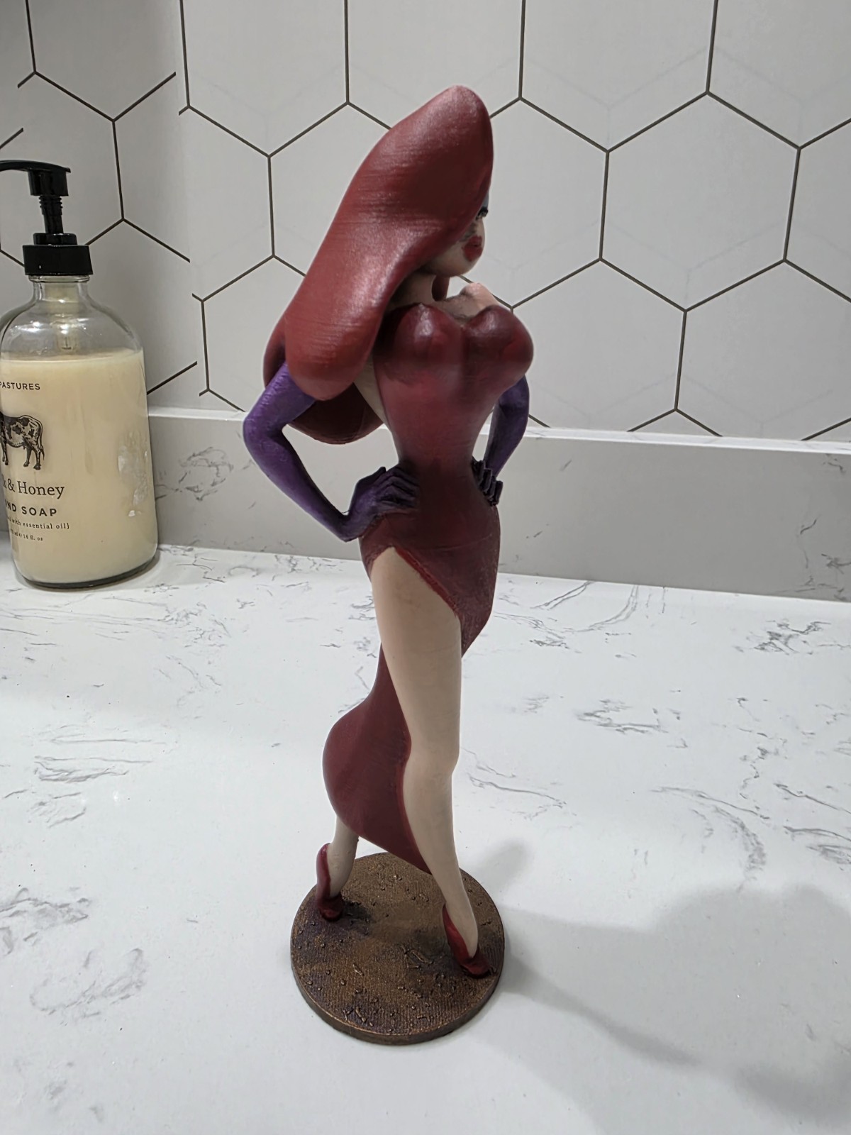 Roger Rabbit’s Jessica Rabbit figurine cult classic movie memorabilia