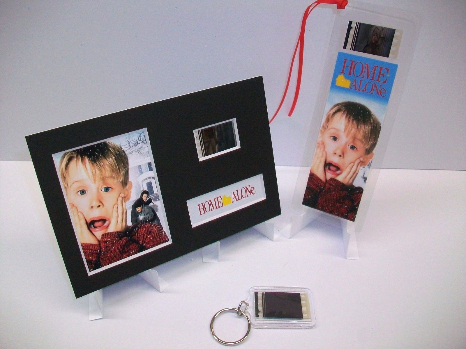 HOME ALONE 3 Piece Movie Film Cell Memorabilia Complements dvd poster book