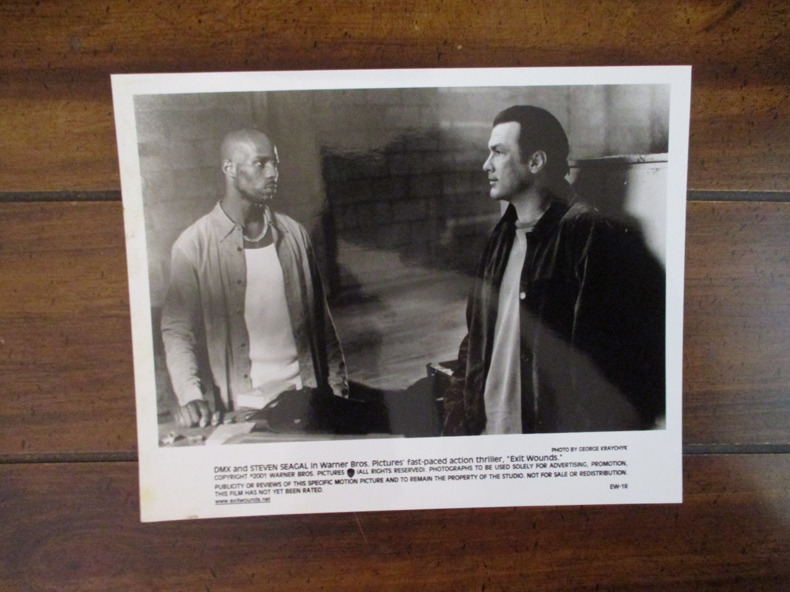 DMX/Steven Seagal(“EXIT WOUNDS”)2001 10 x 8 Glossy Black and White Press Photo