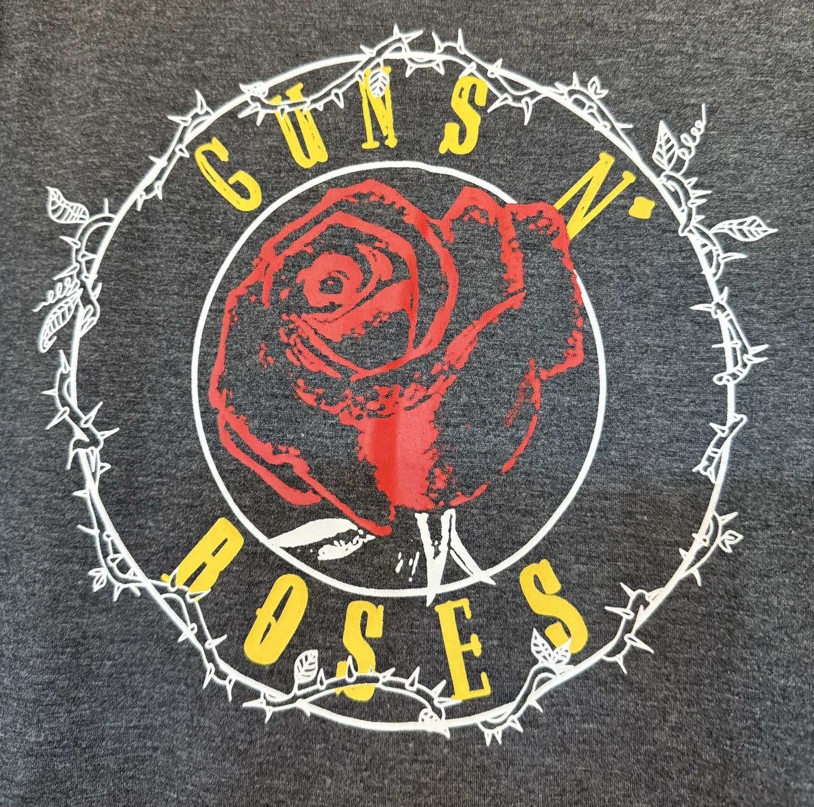 Women’s Medium Sleeveless “Guns And Roses” Classic Rock BAND T-Shirt Red Rose