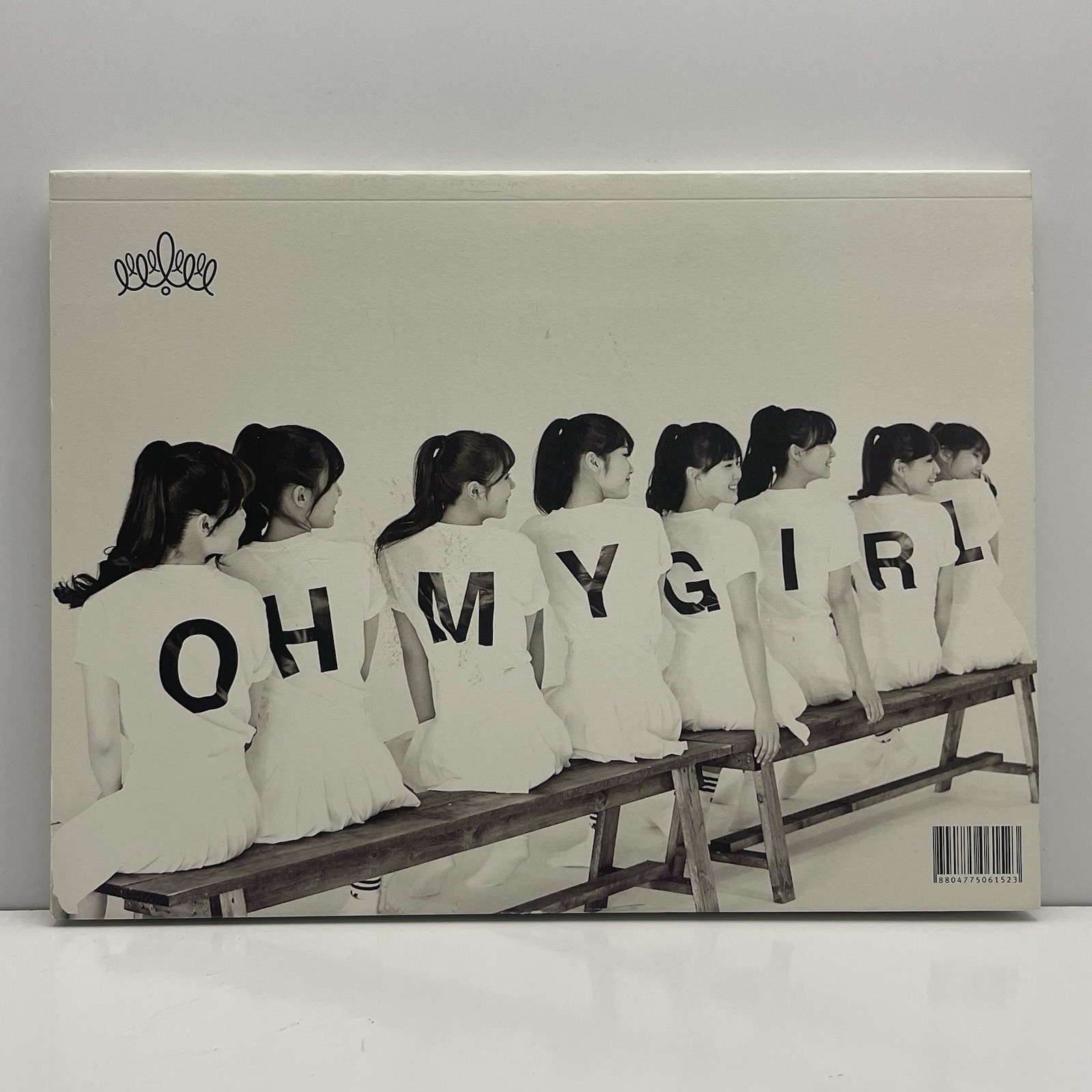 Oh My Girl – Oh My Girl (First Mini Album) (CD + Photo Album, 2015) K-Pop Import