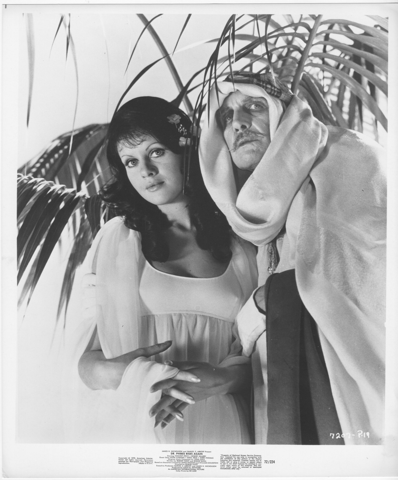 DR. PHIBES RISES AGAIN photo VINCENT PRICE/VULNAVIA original 1972 Posed Still