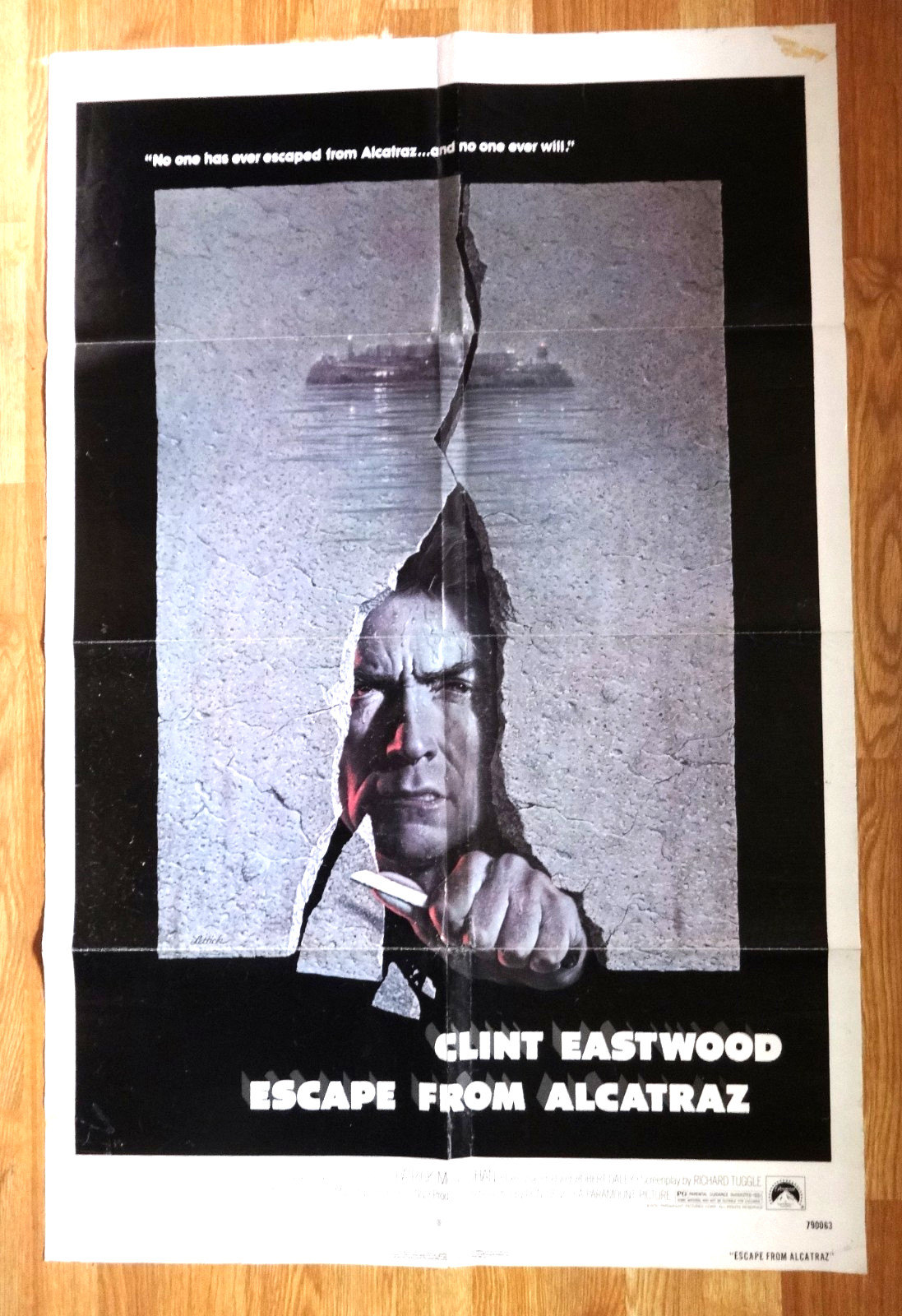 ESCAPE FROM ALCATRAZ – Clint Eastwood – 27×41 – 1979 Original Movie poster