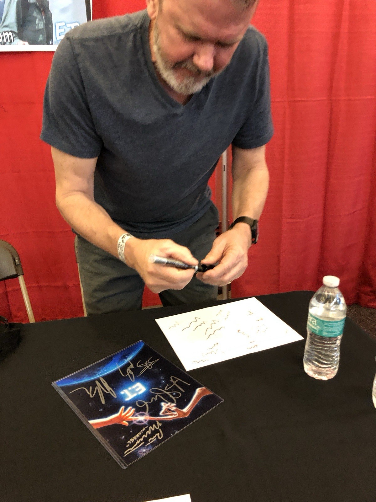 💥 E.T. The Extra Terrestrial Cast Signed Photo 💥 Steven Spielberg Henry Thomas