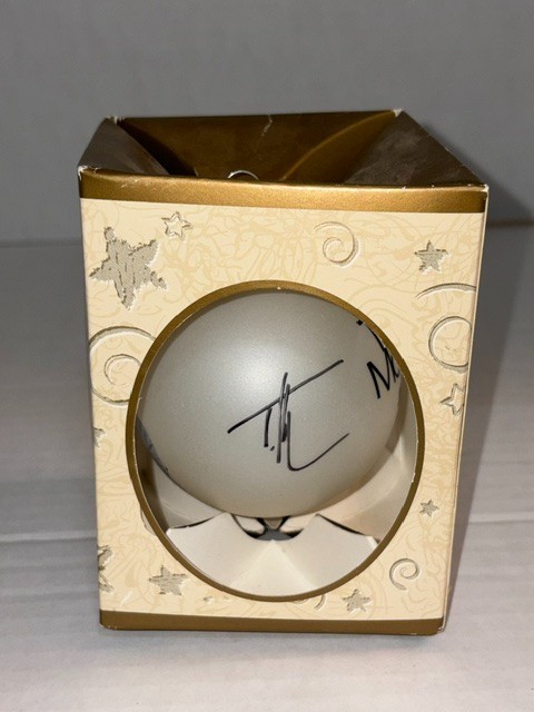 Tim Mcgraw 2013 Autographed Signed Christmas Ornament Glass Ornament